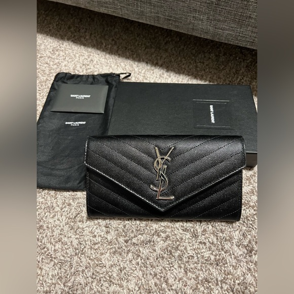 ✖️SOLD✖️AUTH YSL Cassandre Matelasse Large Flap Wallet in Black SHW - Picture 1 of 6